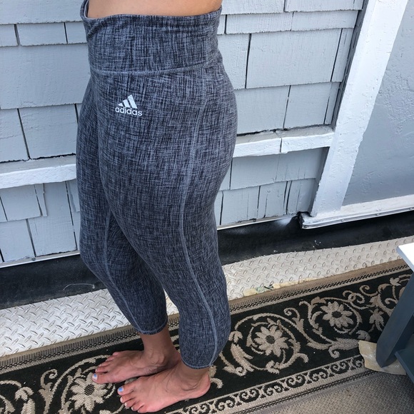 Adidas Cropped Climalite Leggings - Picture 2 of 4